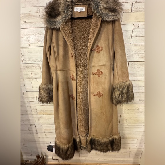 Faux Fur Suede Jacket - Picture 5 of 6